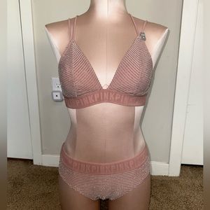 Pink bralette set